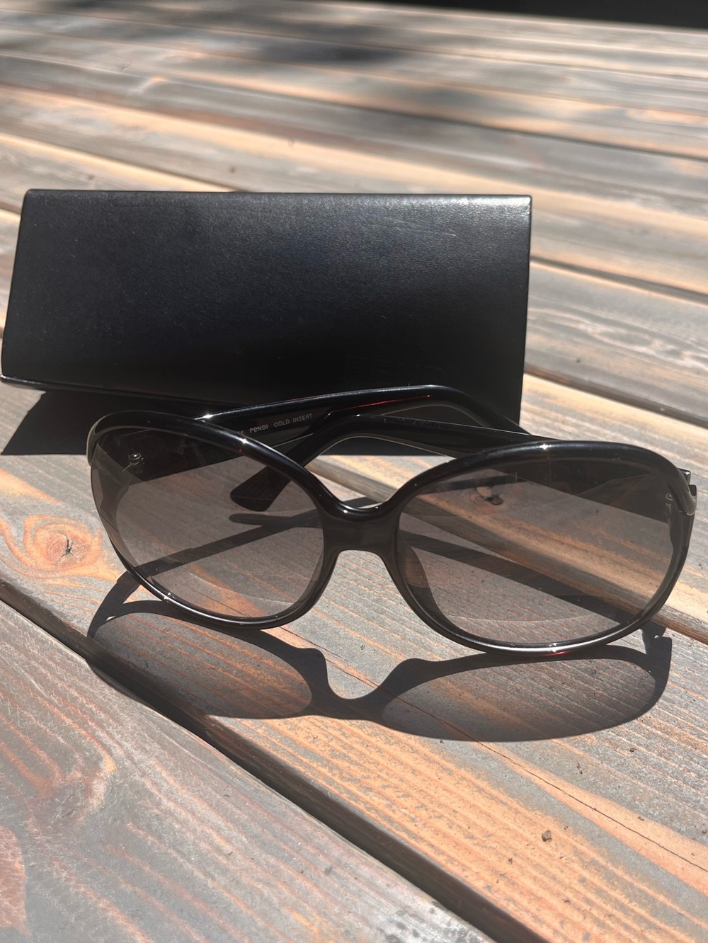 FENDI Black Women's Fashion Sunglasses with Protective Case and cloth